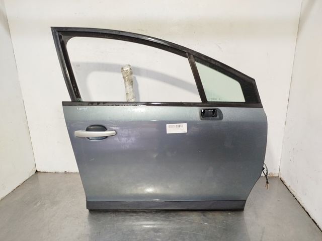 Drzwi przednie prawe 9004W4 PEUGEOT