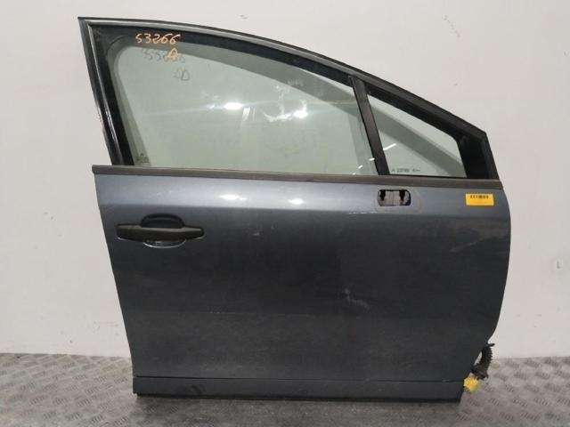 Drzwi przednie prawe 9004W4 PEUGEOT