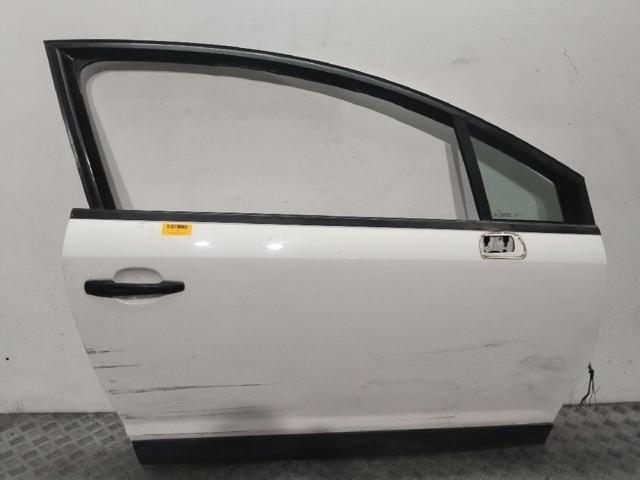 Drzwi przednie prawe 9004W5 PEUGEOT