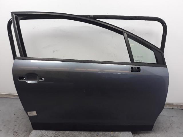 Drzwi przednie prawe 9004W5 PEUGEOT