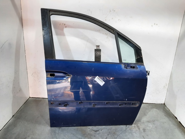 Drzwi przednie prawe 9004X4 PEUGEOT