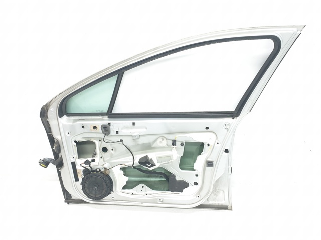 Drzwi przednie prawe Peugeot 407 6E