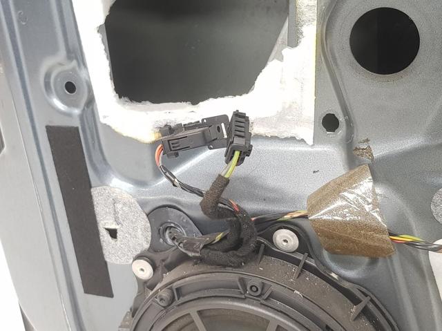 Drzwi przednie prawe Peugeot 407 6E