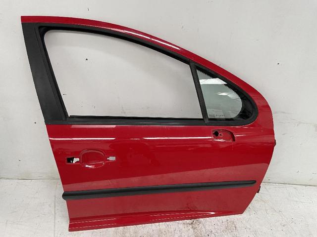 Drzwi przednie prawe 9004X8 PEUGEOT
