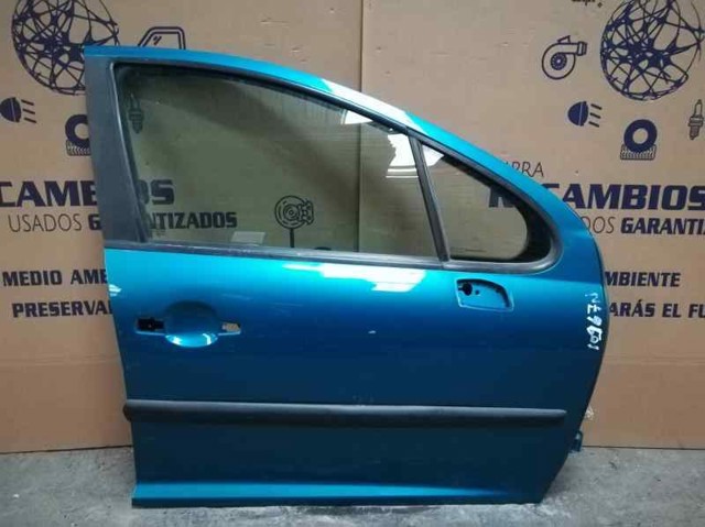 Drzwi przednie prawe 9004X8 PEUGEOT