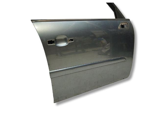 Drzwi przednie prawe 9004Y0 PEUGEOT