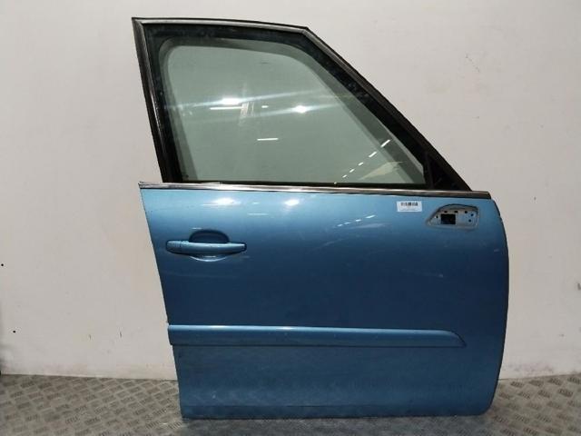 Drzwi przednie prawe 9004Y0 PEUGEOT