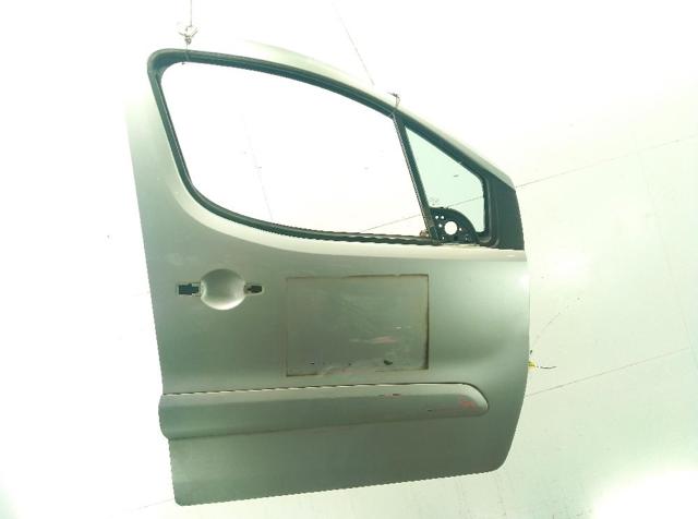 Drzwi przednie prawe 9004Z6 PEUGEOT