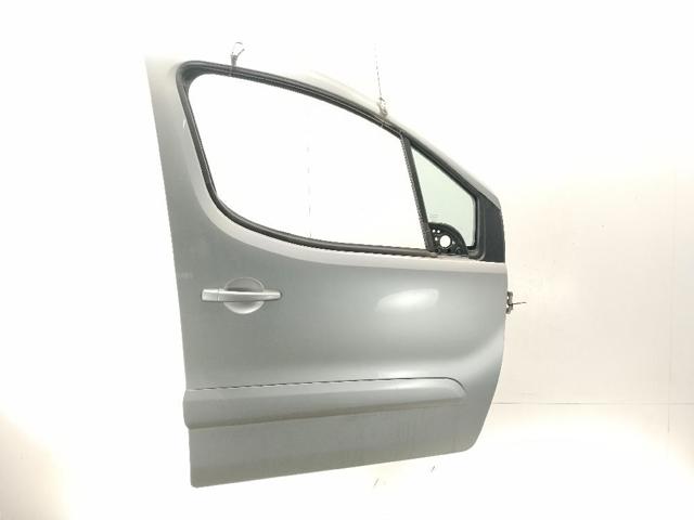 Drzwi przednie prawe 9004Z6 PEUGEOT