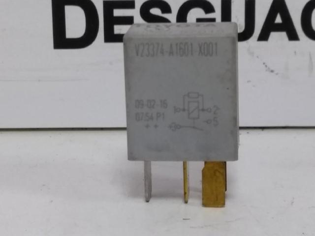 Przekaźnik lamp przeciwmgielnych 9008087019 TOYOTA