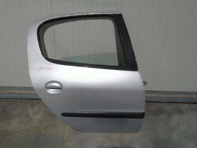 Drzwi tylne prawe 9008A5 PEUGEOT