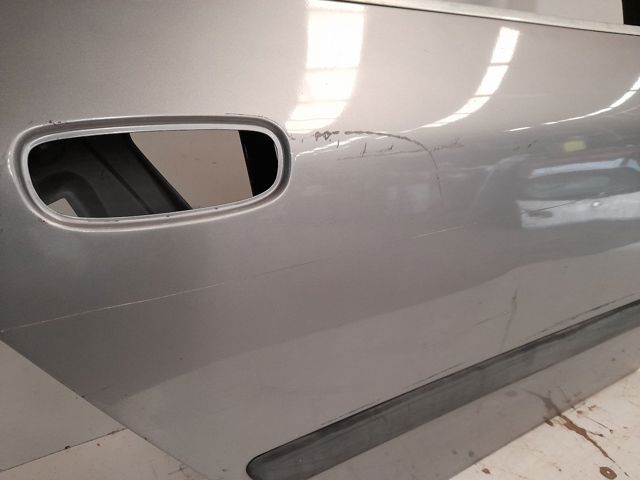 Kupić Drzwi tylne prawe Peugeot 607  9D, 9U w dobrej cenie