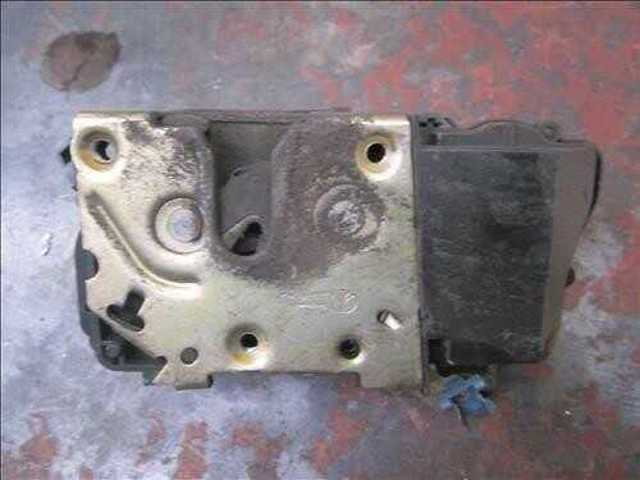 Drzwi tylne prawe 9008F4 PEUGEOT