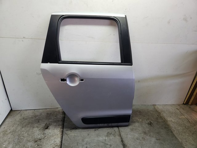 Drzwi tylne prawe 9008V6 PEUGEOT