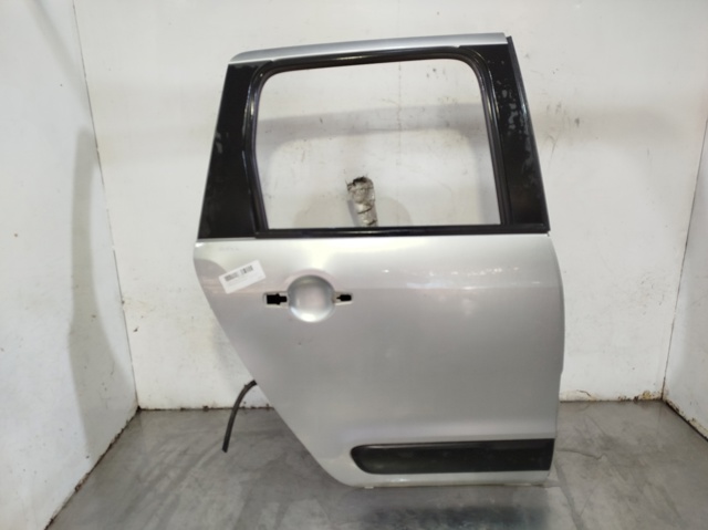 Drzwi tylne prawe 9008V6 PEUGEOT