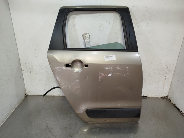 Drzwi tylne prawe 9008V6 PEUGEOT