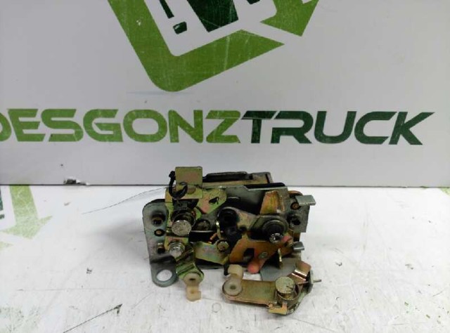 Zamek drzwi przednich lewych 90120862 OPEL