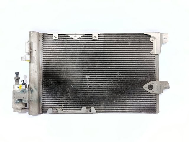 Chłodnica silnika 90130610 OPEL
