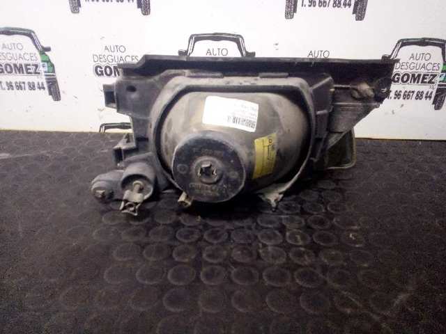 Reflektor lewy 90181002 OPEL