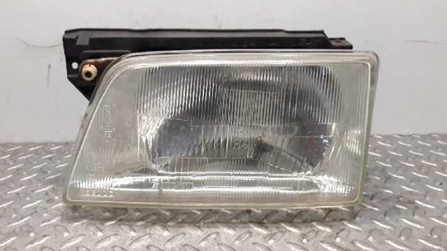 Reflektor lewy 90181002 OPEL