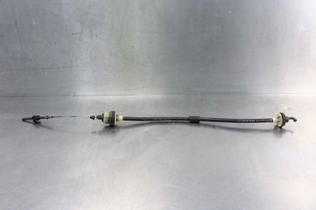 Linka sprzęgła 90209335 OPEL