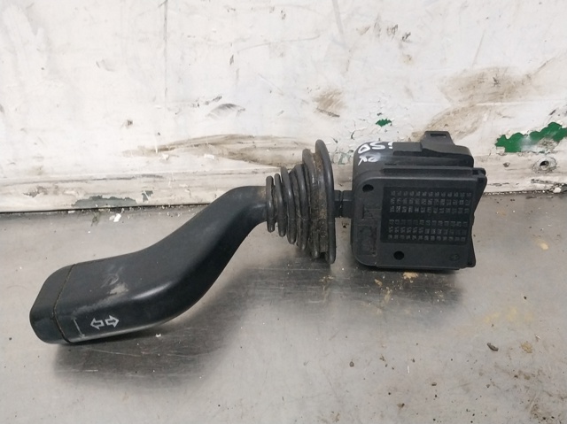 Przełącznik zespolony lewy 90221174 OPEL
