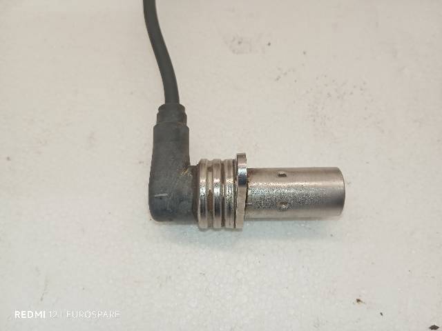 Czujnik położenia wału korbowego 90232732 OPEL