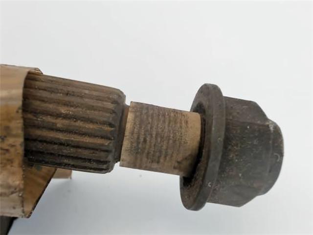 Półoś napędowa przednia lewa Volvo 440 445