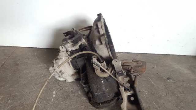 Mechaniczna skrzynia biegów w komplecie Opel Vectra 86, 87