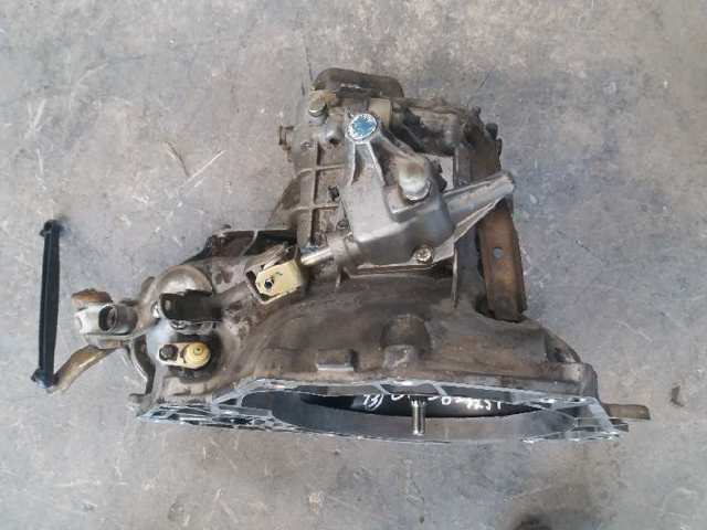 Mechaniczna skrzynia biegów w komplecie Opel Vectra 86, 87