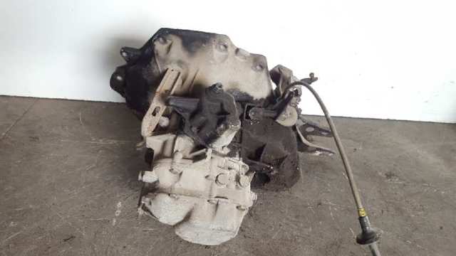 Mechaniczna skrzynia biegów w komplecie Opel Vectra 86, 87