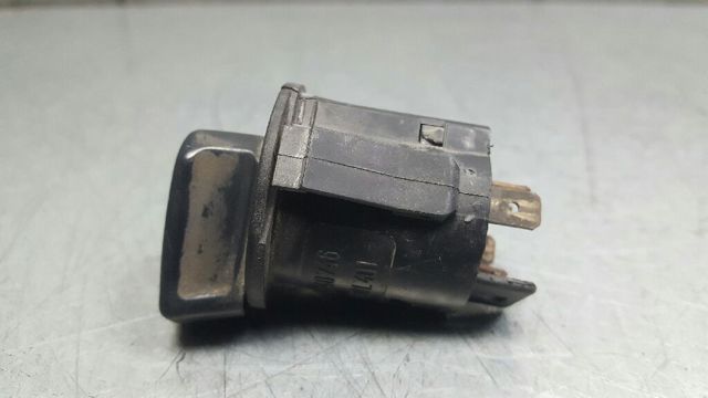 Przełącznik światła reflektorów na "torpedo" 90340746 OPEL