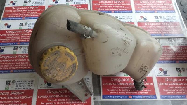 Zbiorniczek wyrównawczy układu chłodzenia 90351853 OPEL