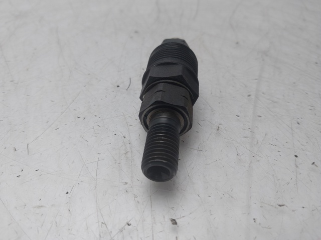 Dysza spryskiwacza szyby przedniej 90356178 OPEL