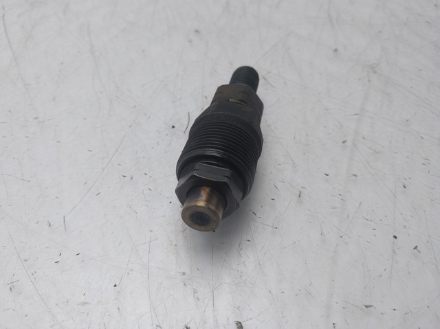 Dysza spryskiwacza szyby przedniej 90356178 OPEL