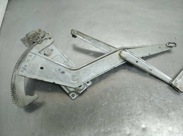 Mechanizm podnoszenia szyby drzwi przednich prawych Opel Astra 51, 52, F35, M35