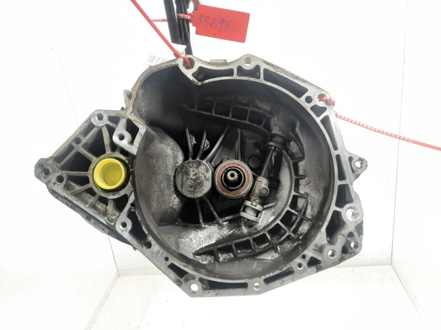 Mechaniczna skrzynia biegów w komplecie 90400197 OPEL