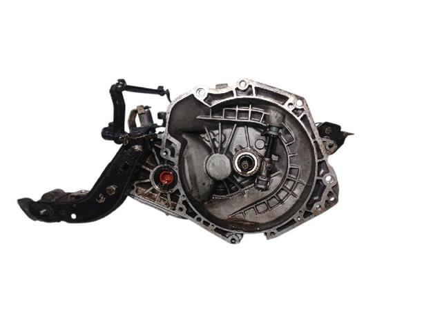 Mechaniczna skrzynia biegów w komplecie 90400197 OPEL