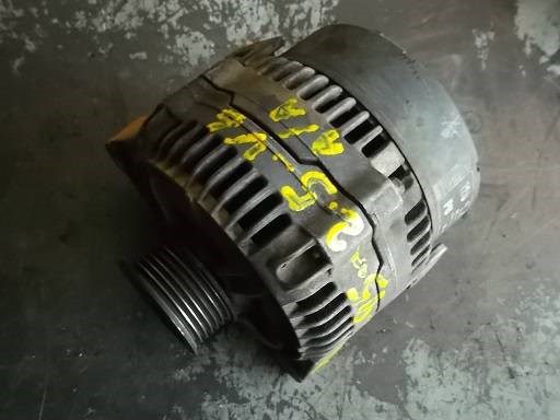 Alternator 90413763 Opel