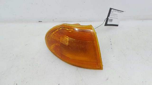 Kierunkowskaz prawy 90421896 OPEL