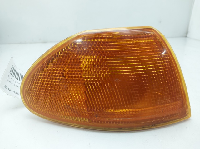 Kierunkowskaz prawy 90421896 OPEL