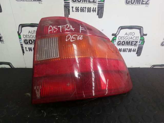 Lampa zespolona tylna prawa 90421971 OPEL