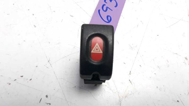 Przycisk włączania światła awaryjnego Opel Combo