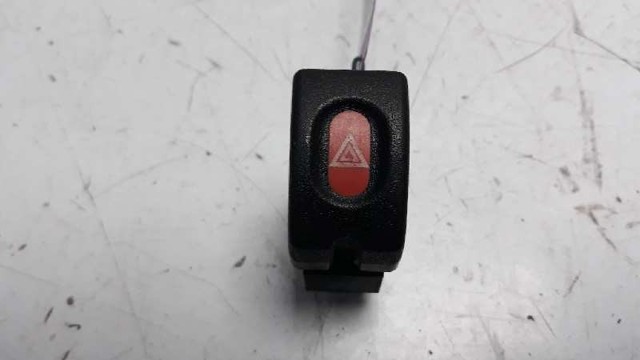 Przycisk włączania światła awaryjnego Opel Combo
