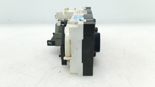 Sterownik trybów ogrzewania/klimatyzacji Opel Zafira F75