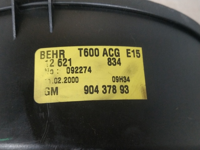 Silniczek wentylatora nagrzewnicy (ogrzewacza wnętrza) 90437893 OPEL