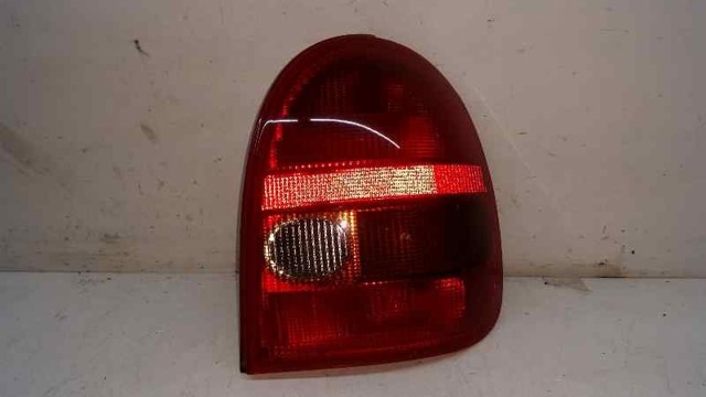 Lampa zespolona tylna prawa 90444142 OPEL