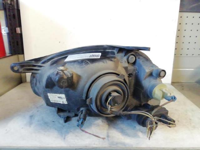 Reflektor prawy 90444785 OPEL