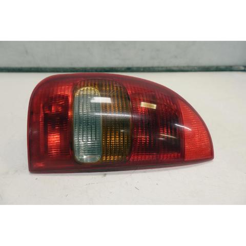 Lampa zespolona tylna lewa 90444809 OPEL