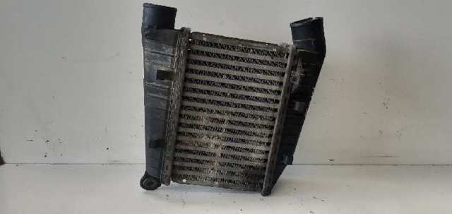 Chłodnica intercoolera 90448464 OPEL